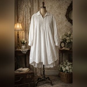 Vintage Paltex White Cotton Nightgown / Tunic Dress | S/M